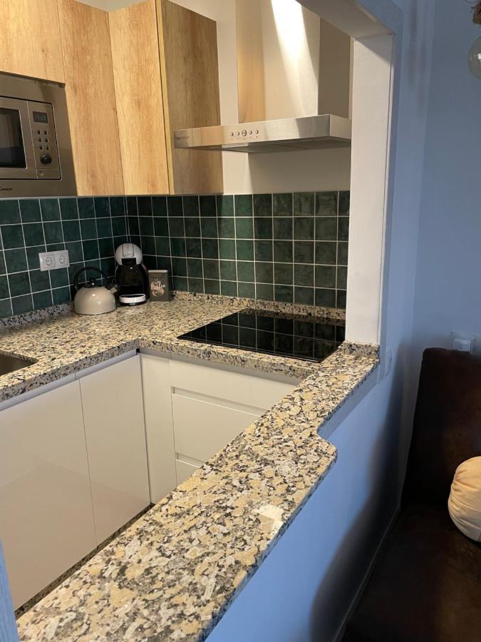 Apartamento Totalmente Reformado Con Piscina Y Jardines Al Lado De La Playa De La Carihuela トレモリノス エクステリア 写真
