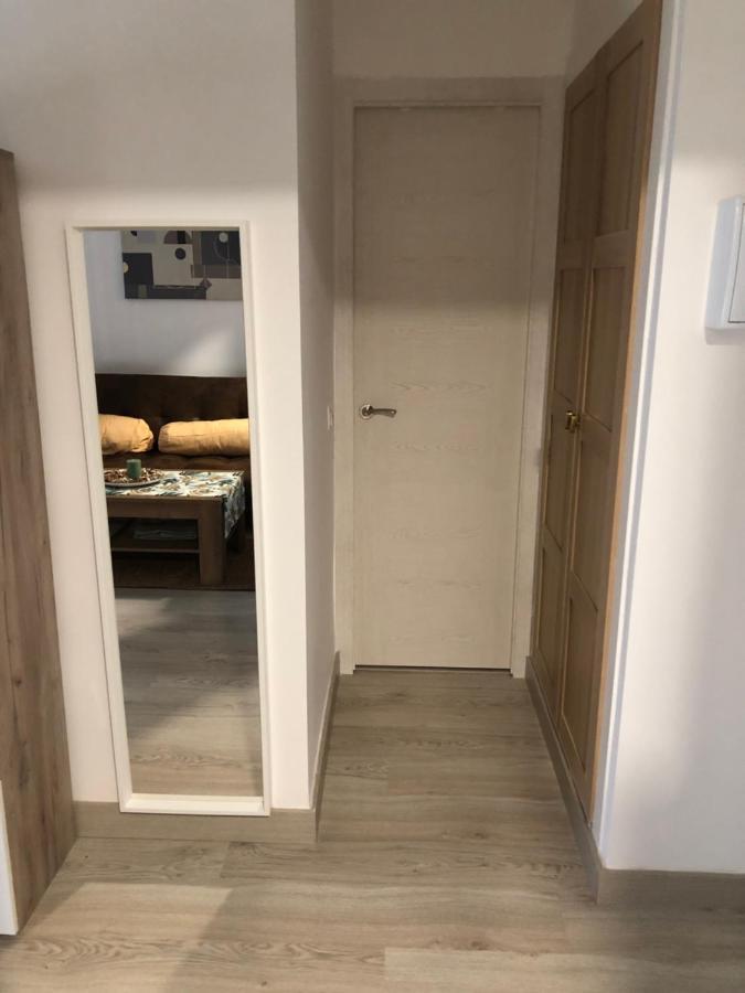 Apartamento Totalmente Reformado Con Piscina Y Jardines Al Lado De La Playa De La Carihuela トレモリノス エクステリア 写真