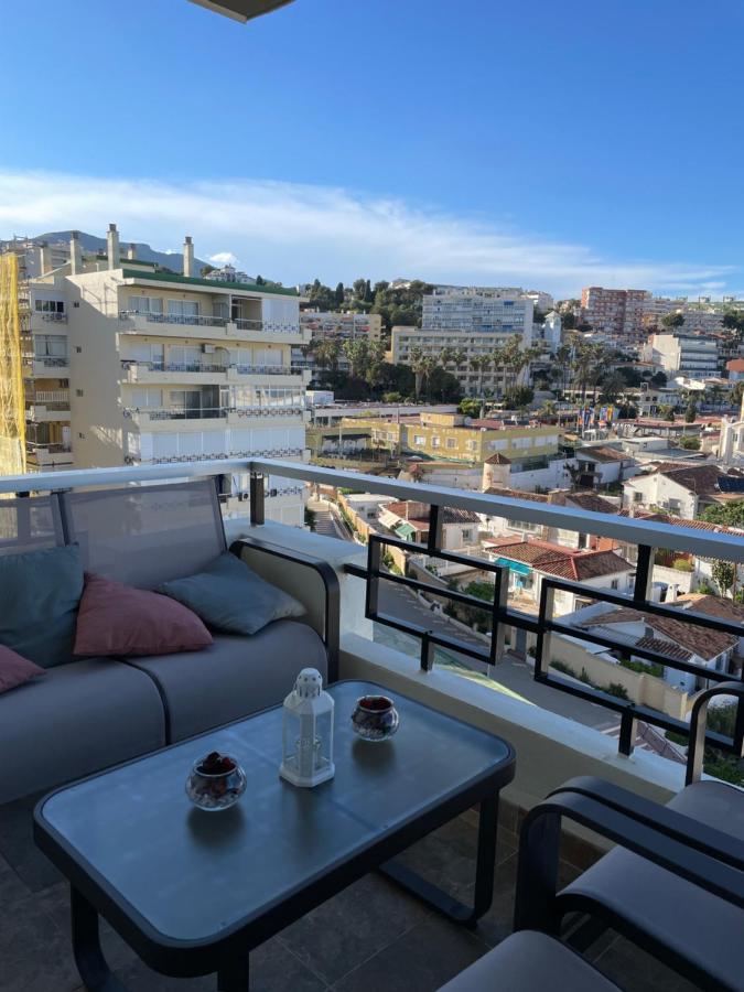 Apartamento Totalmente Reformado Con Piscina Y Jardines Al Lado De La Playa De La Carihuela トレモリノス エクステリア 写真
