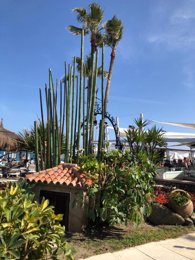 Apartamento Totalmente Reformado Con Piscina Y Jardines Al Lado De La Playa De La Carihuela トレモリノス エクステリア 写真
