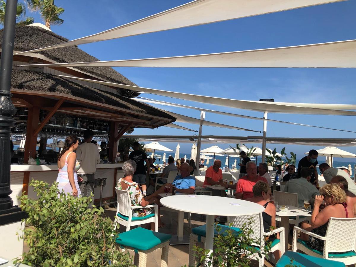 Apartamento Totalmente Reformado Con Piscina Y Jardines Al Lado De La Playa De La Carihuela トレモリノス エクステリア 写真